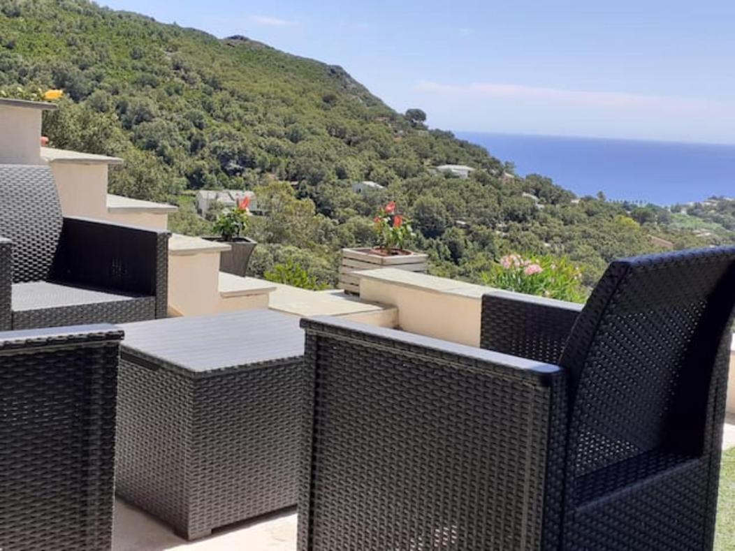 Cap Corse Uribellinu 1, Petit Dejeuner Partine Exterior foto