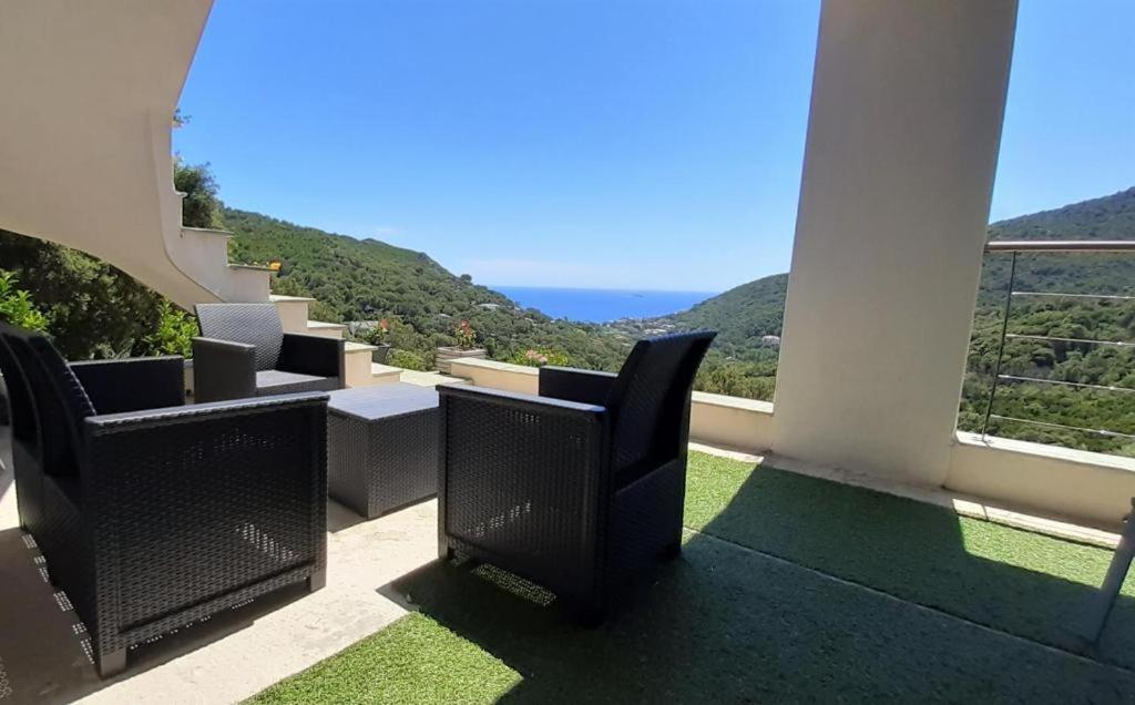 Cap Corse Uribellinu 1, Petit Dejeuner Partine Exterior foto